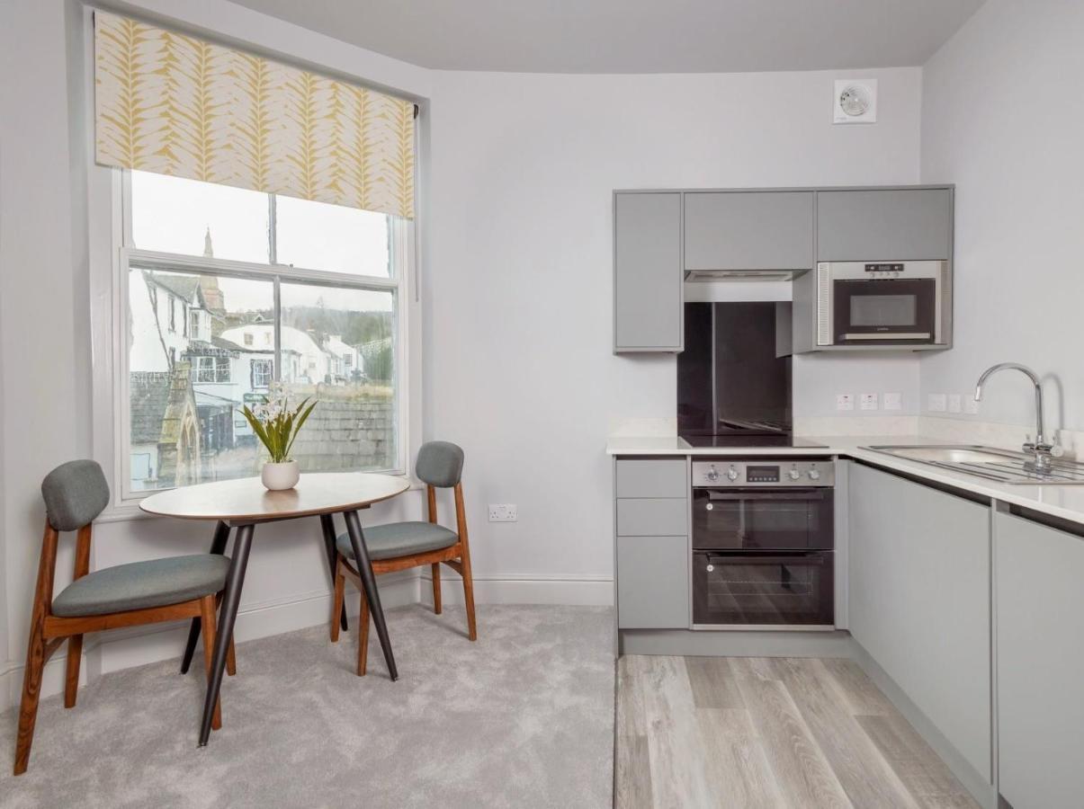 Keswick Lake Road Apartments ภายนอก รูปภาพ