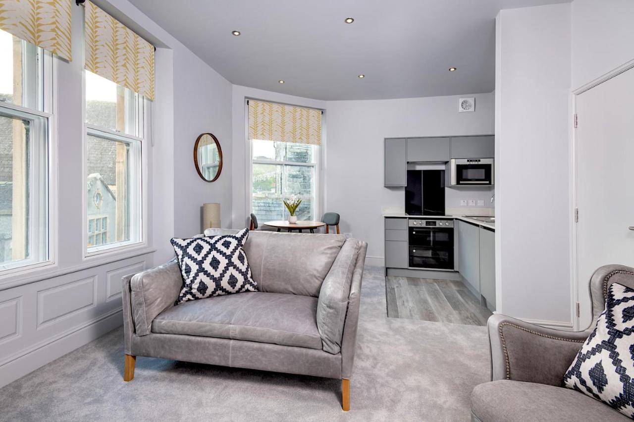 Keswick Lake Road Apartments ภายนอก รูปภาพ